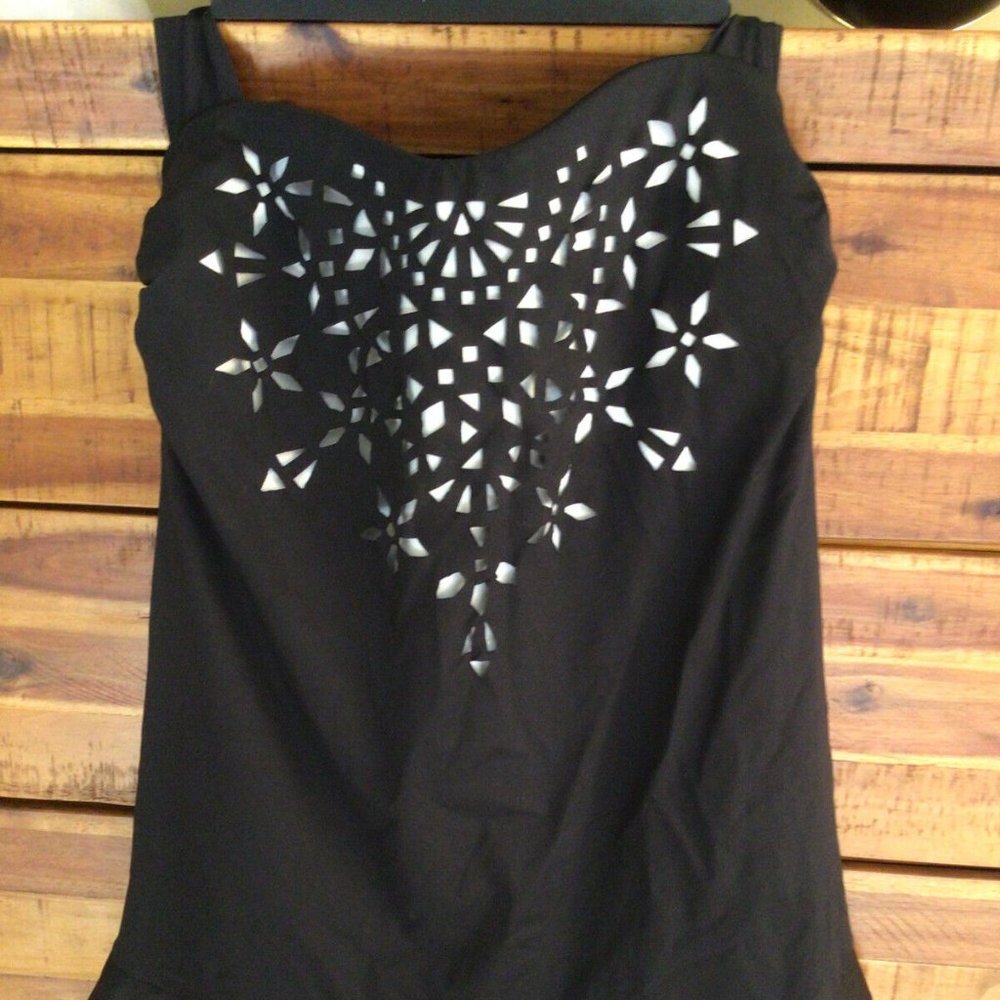 BECCA BLACK SWIMDRESS WITH CUTOUT DESIGN! SIZE OX!